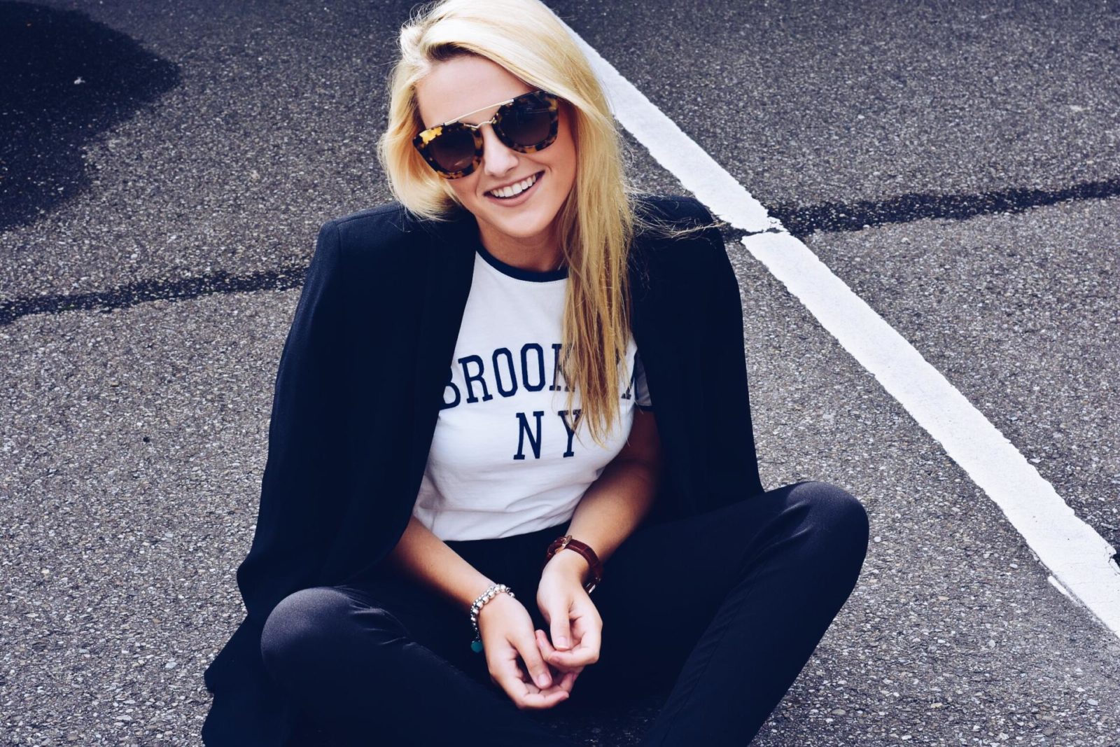 Casual Brooklyn Style & Funky Sunnies