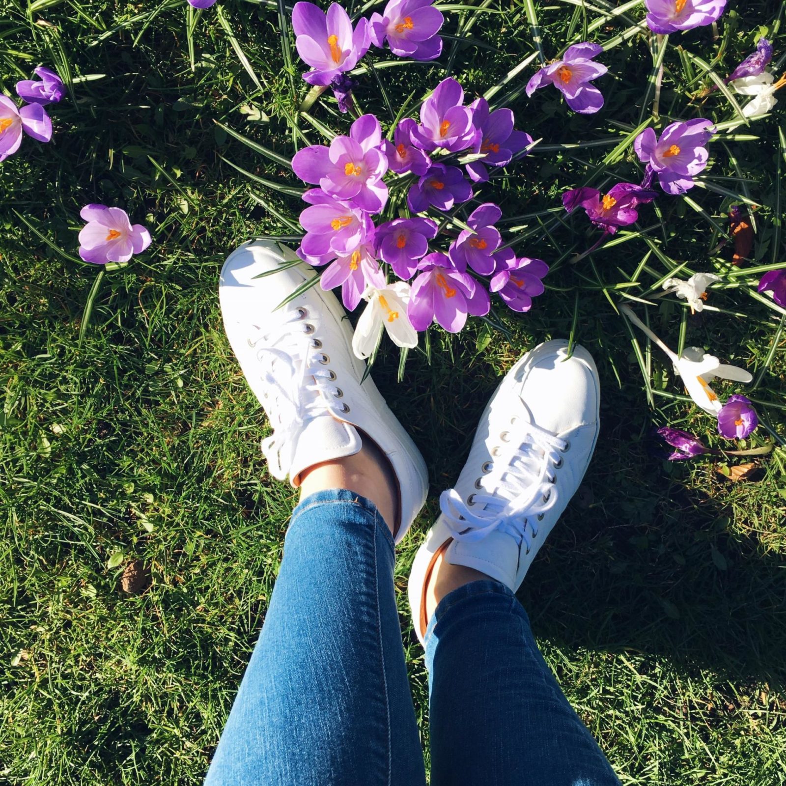 White Sneakers & Extremely Sunny Weather, Happy Spring!