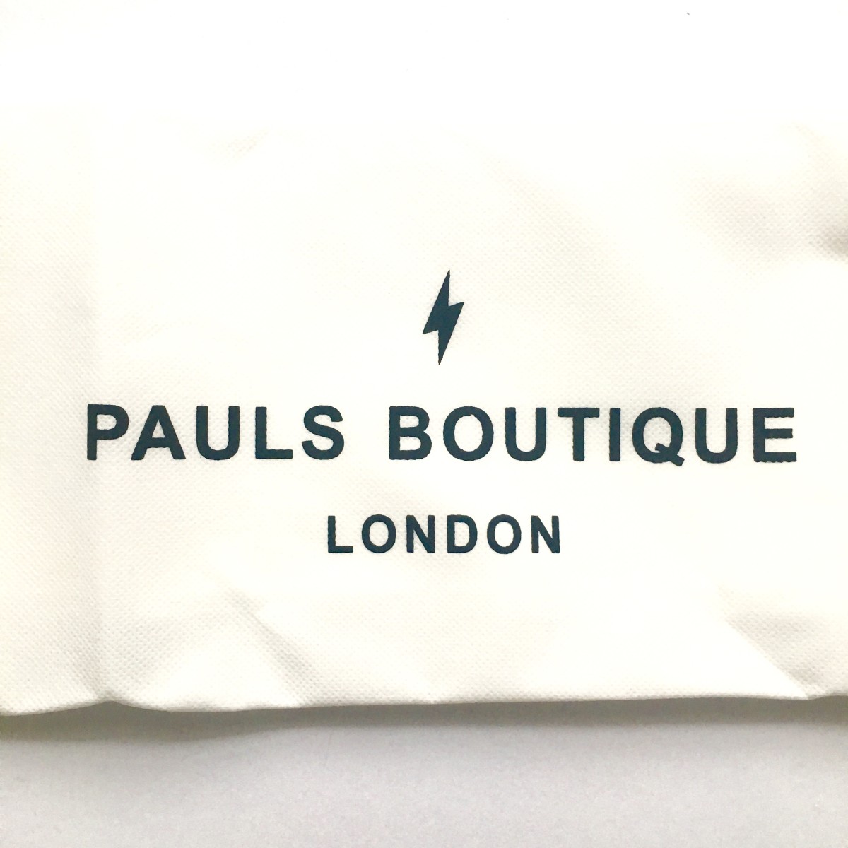 Pauls Boutique London » ArielleDannique