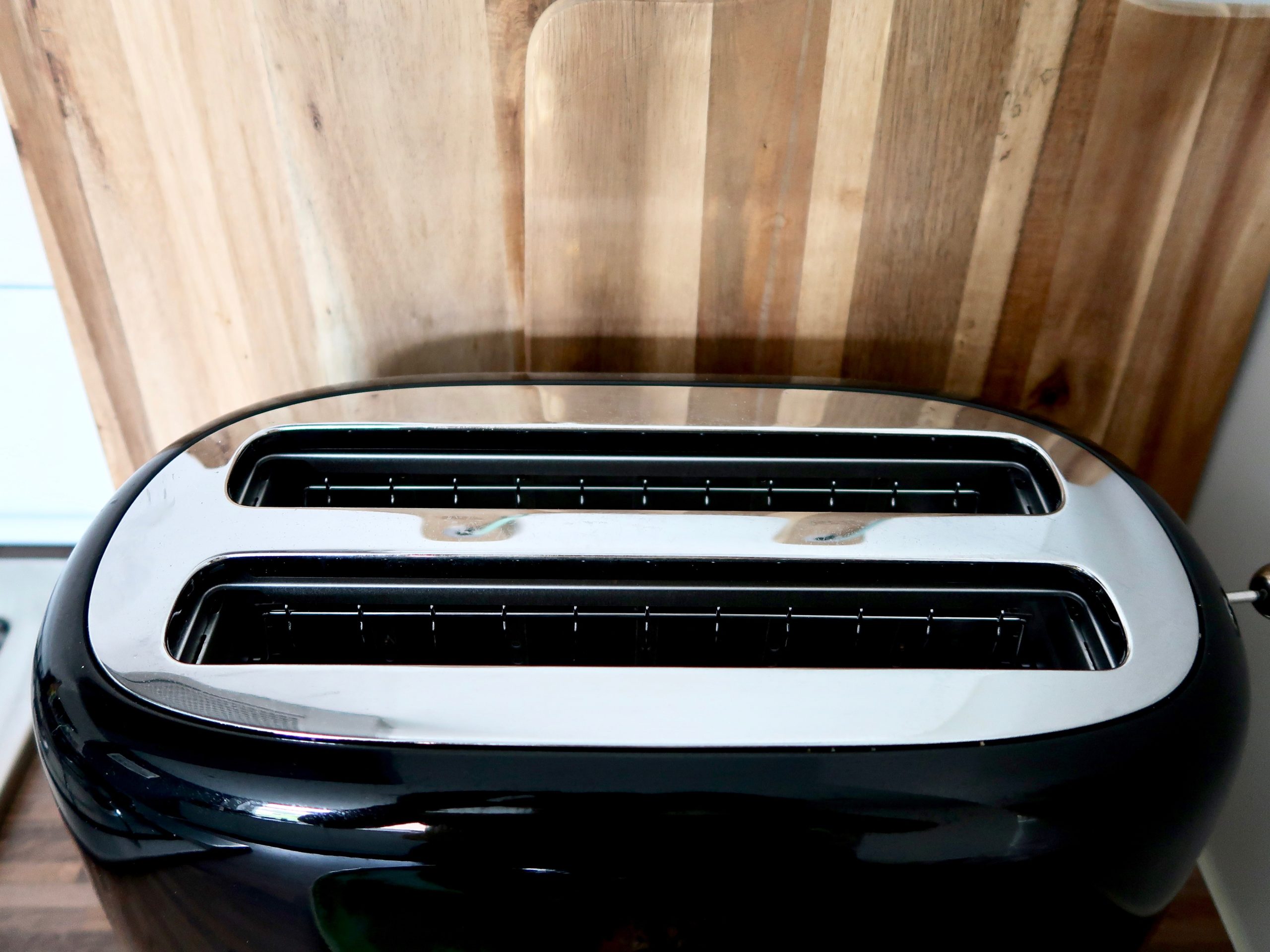 Smeg TSF02 4-Slice 2-Slot Toaster Review